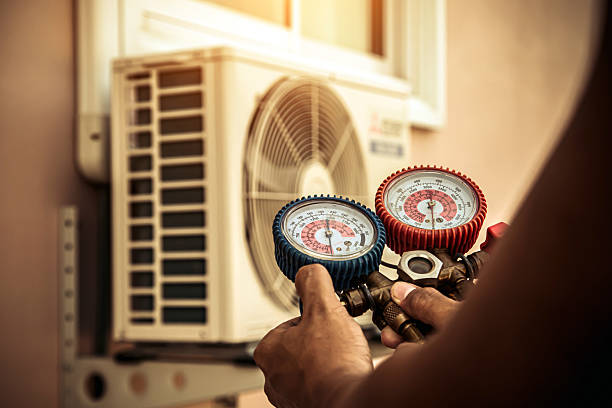 Professional Hvac Installation technician working in Hunter, TN